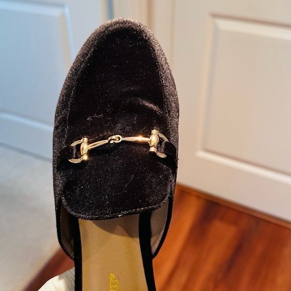 Wanted Ladies Suede Horse Bit Mules. - Picture 5 of 7